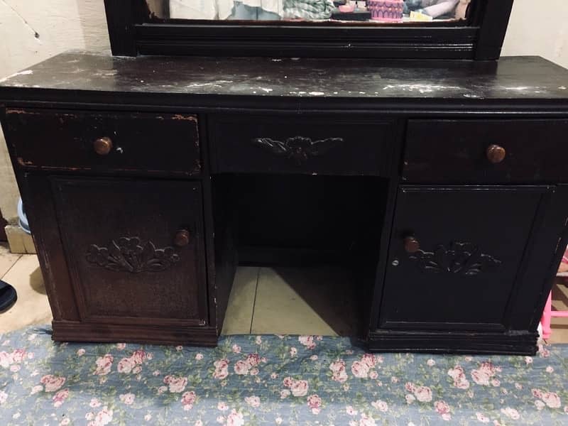 wooden dressing table 5