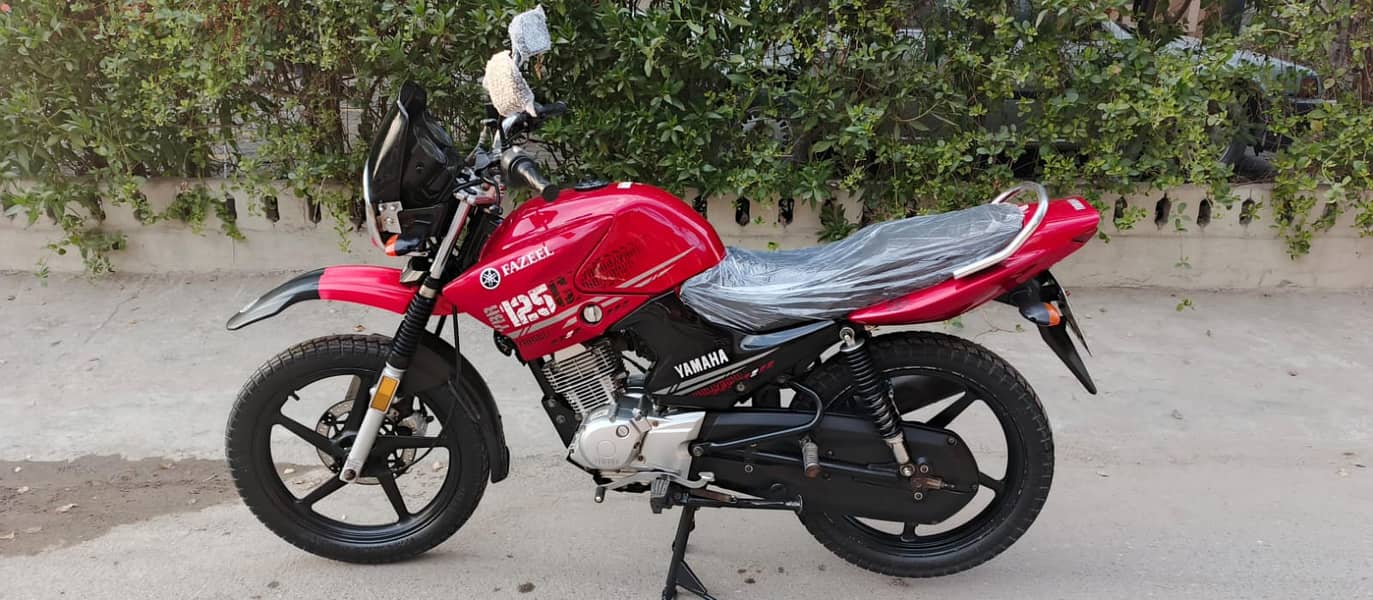 Yamaha YBR 125G 2022 1