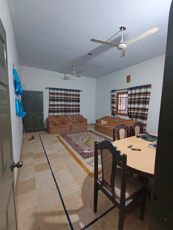 240 Square Yards Portion For Rent in Gulistan E Jahour Block 7 Main University Road 2