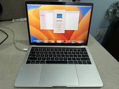 MacBook Pro 2017 13” 16GB RAM 500GB SSD core i5