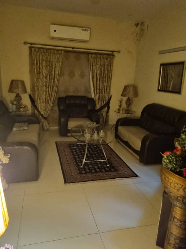 1KANAL OWNER USED HOUSE FOR SALE IN WAPDA TOWN PHASE 1 6 BEDROOM 3