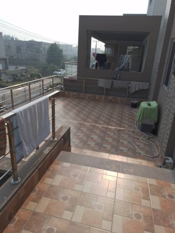 1KANAL OWNER USED HOUSE FOR SALE IN WAPDA TOWN PHASE 1 6 BEDROOM 11