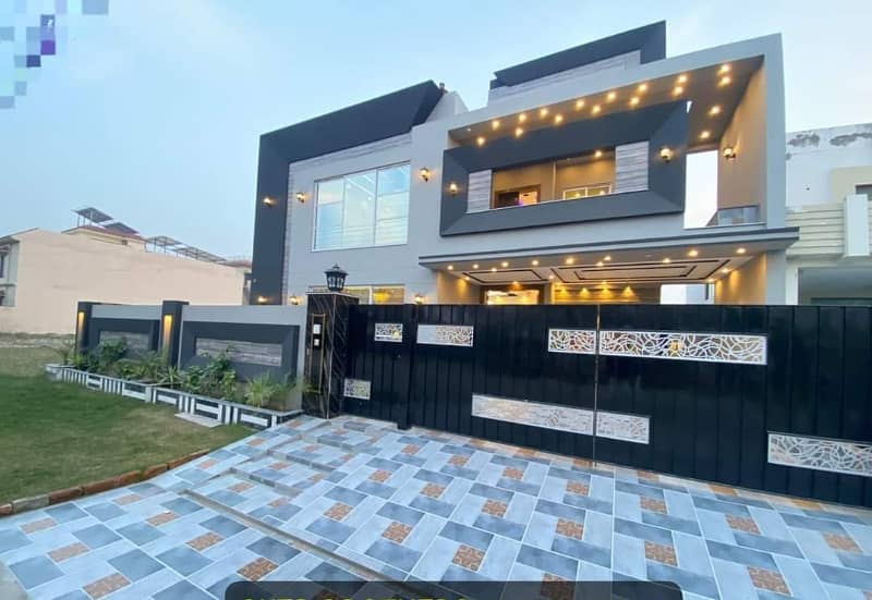 1 KANAL NEW MODERN DESIGN BUNGALOW IS AVAILABLE FOR SALE 0