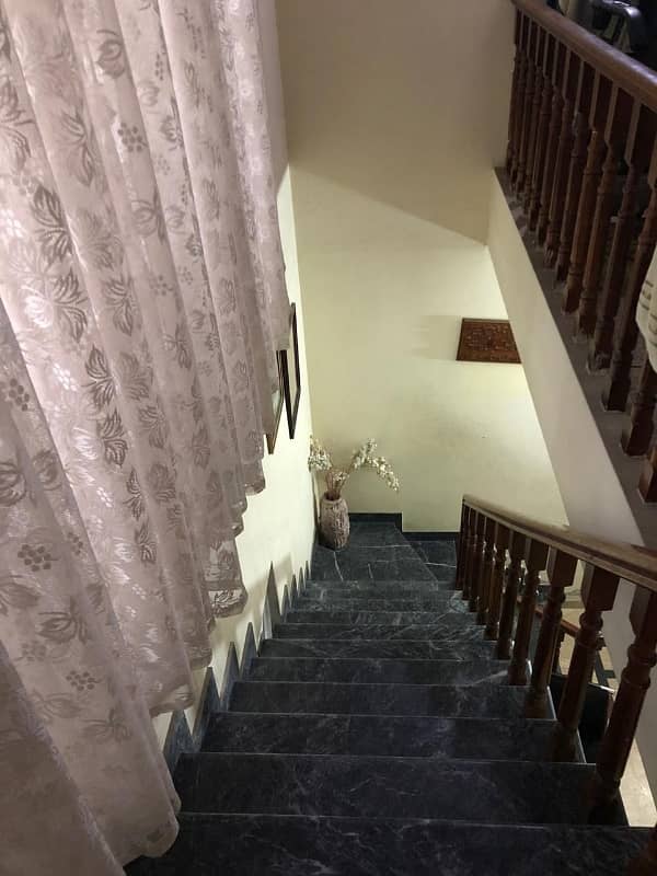 10 MARLA HOUSE FOR SALE IN WAPDA TOWN WITH SOLAR PANELS 3