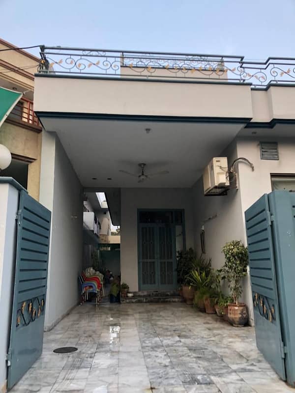 10 MARLA HOUSE FOR SALE IN WAPDA TOWN WITH SOLAR PANELS 15