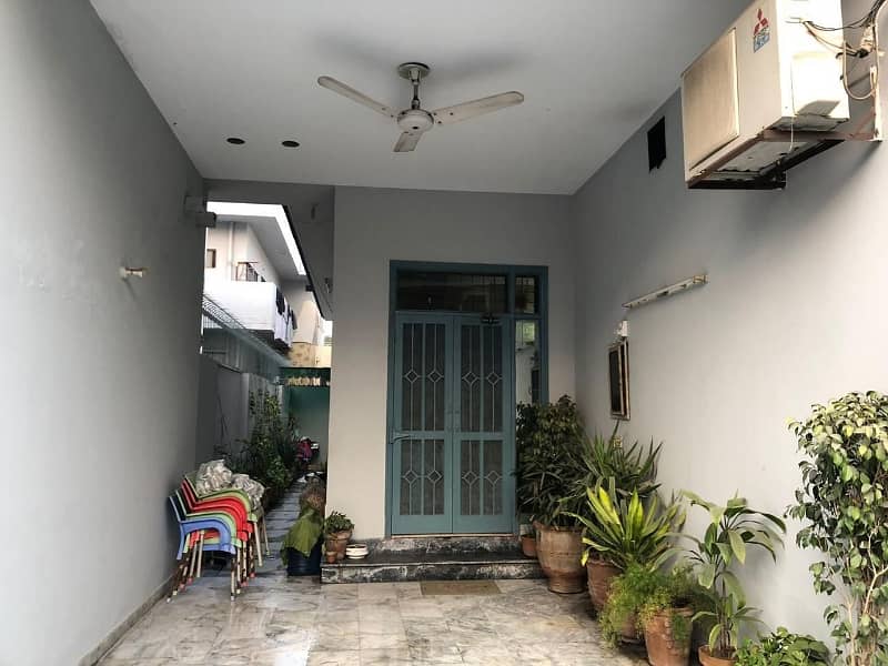 10 MARLA HOUSE FOR SALE IN WAPDA TOWN WITH SOLAR PANELS 18