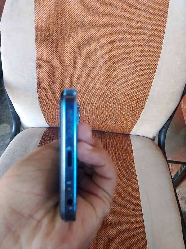 Infinix hot 40i 8/128 All okay with box 3