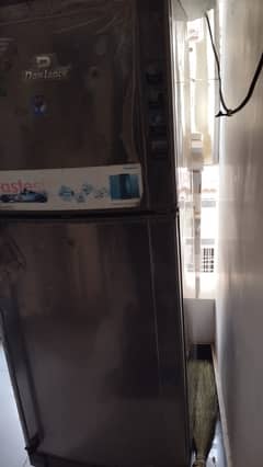 Dawlance refrigerator for sell