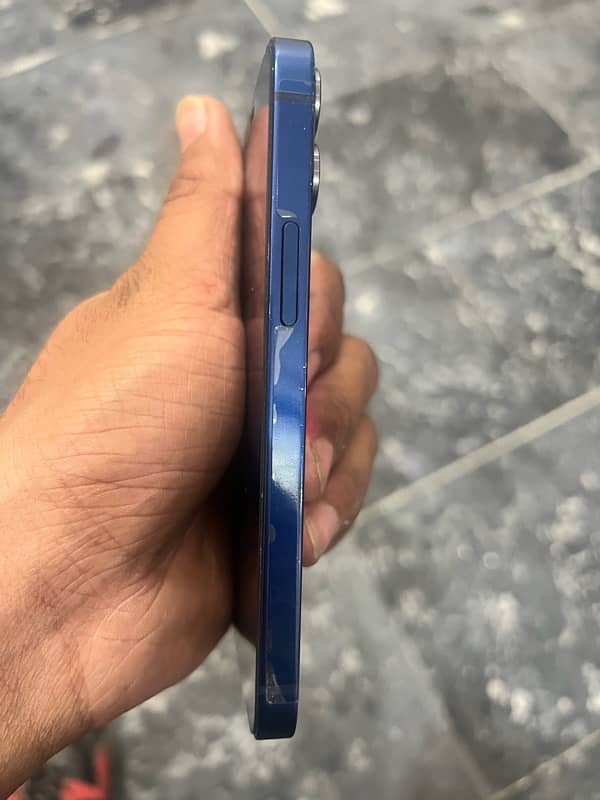 iphone 12 mini 64gb 75%battery health no open. no repair (only mobile) 6