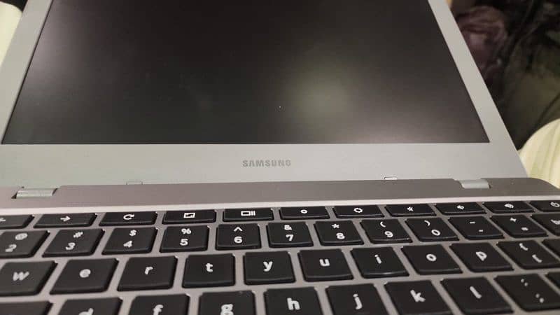 Samsung Chromebook 4 10th generation 4GB DDR4 32GB ROM  ANDROID 13 2