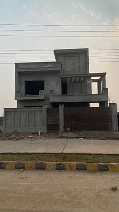 Q Block 10 Marla Main 50 Fit Road Gray Shutter Double Story House For Sale Al Rehman Garden Phase-2