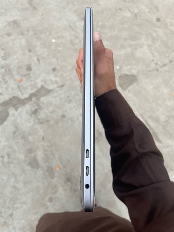 Macbook Pro 2017 1 TB Fully New Condition 6