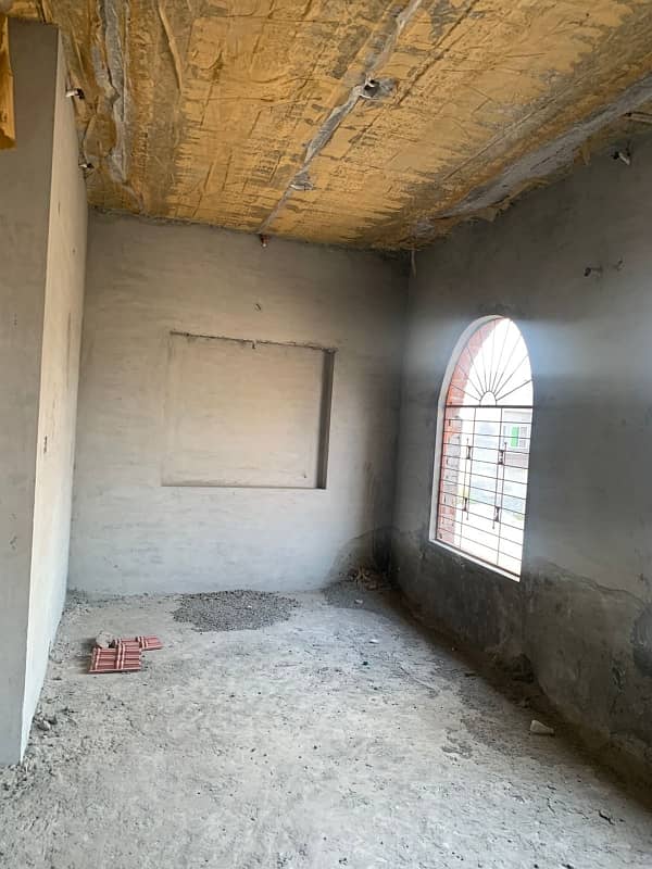 N Block 6 Marla Corner Facing Park Gray Shutter House For Sale Al Rehman Garden Phase-2 7