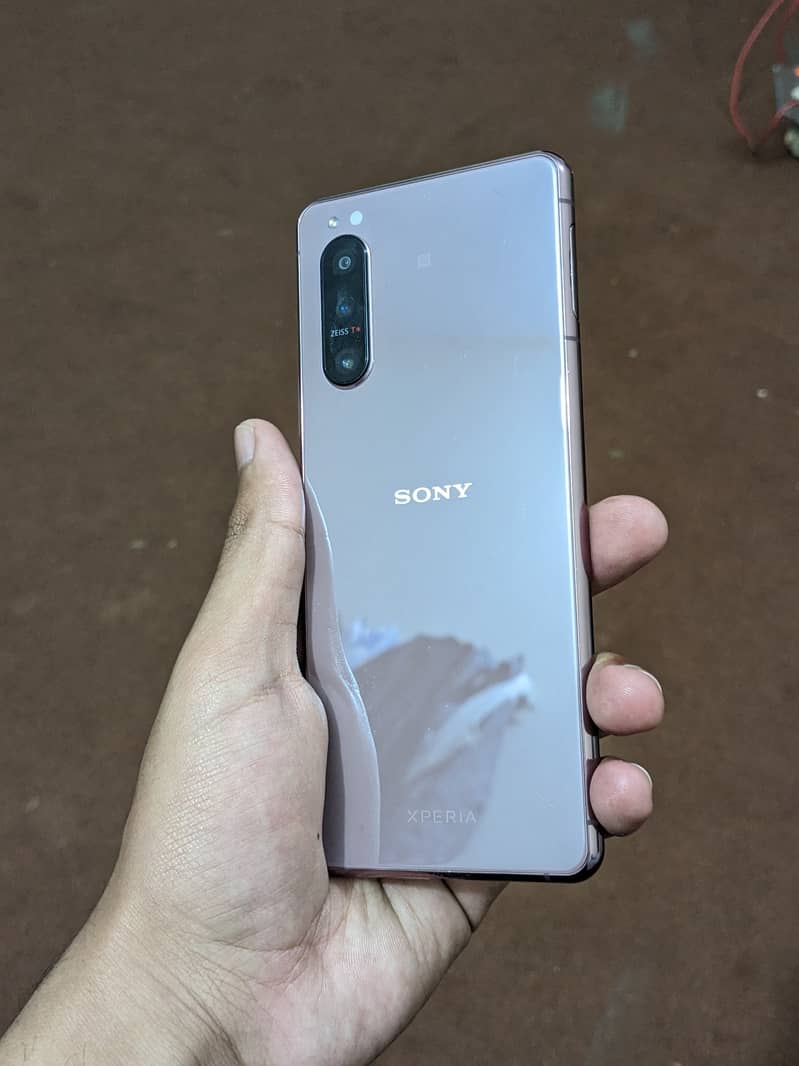 Sony Xperia 5 mark 2 1