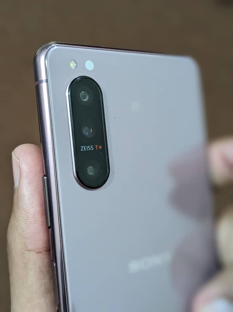 Sony Xperia 5 mark 2 2