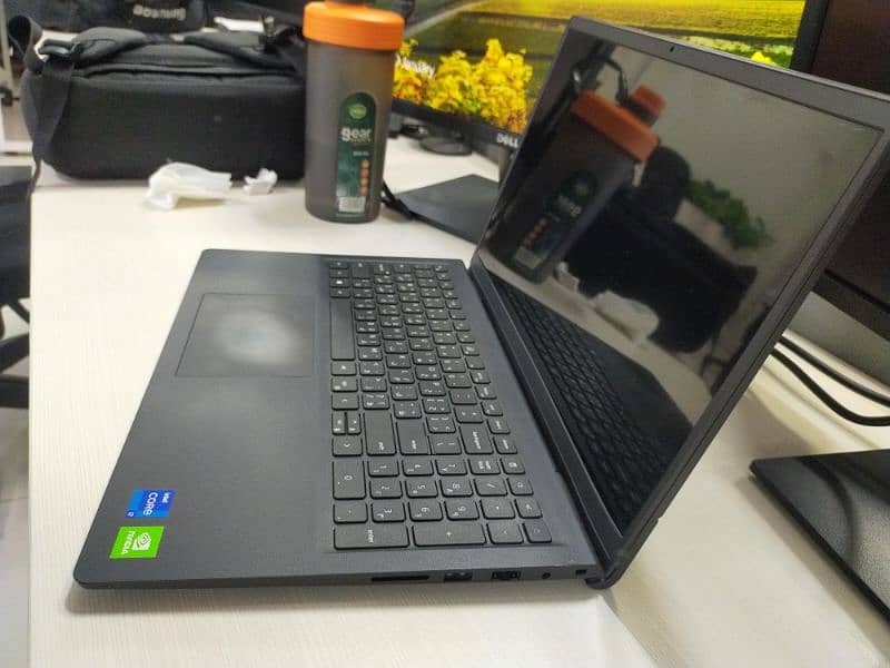 Dell laptop 3