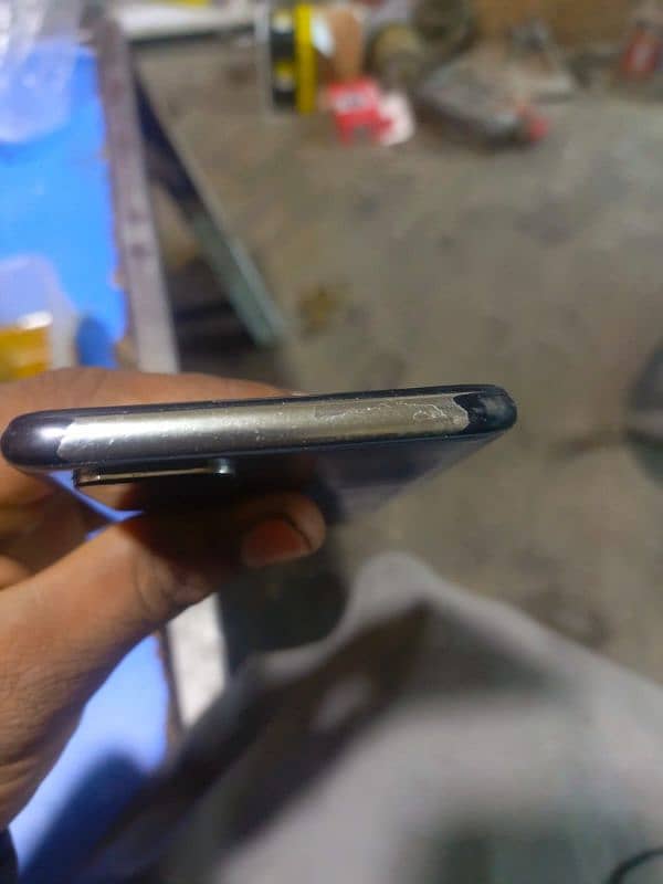 oppo F19 6 128 super amolad screen condition 10 by 9 4