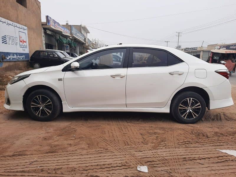 Toyota Corolla Altis 2015 6