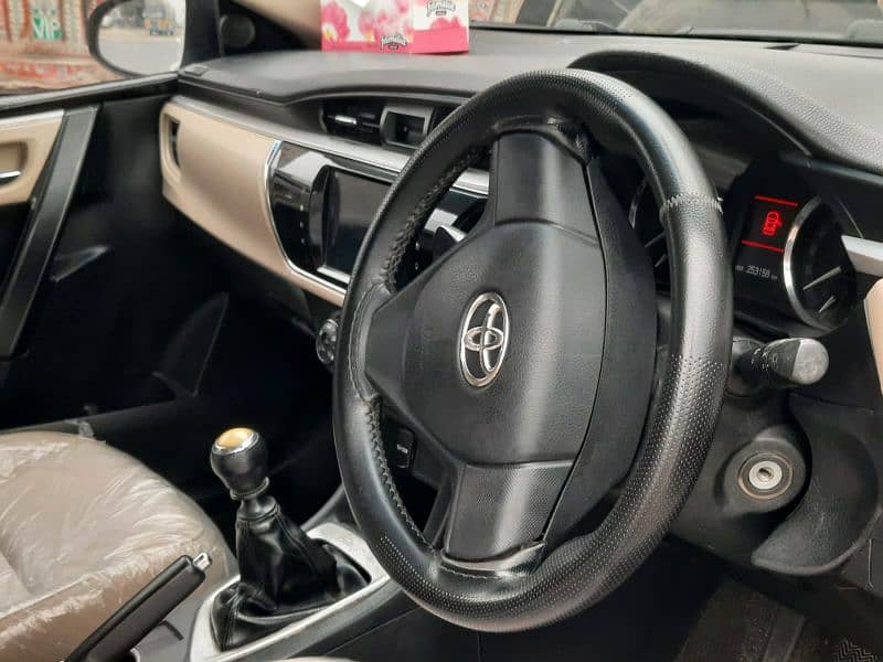 Toyota Corolla Altis 2015 8