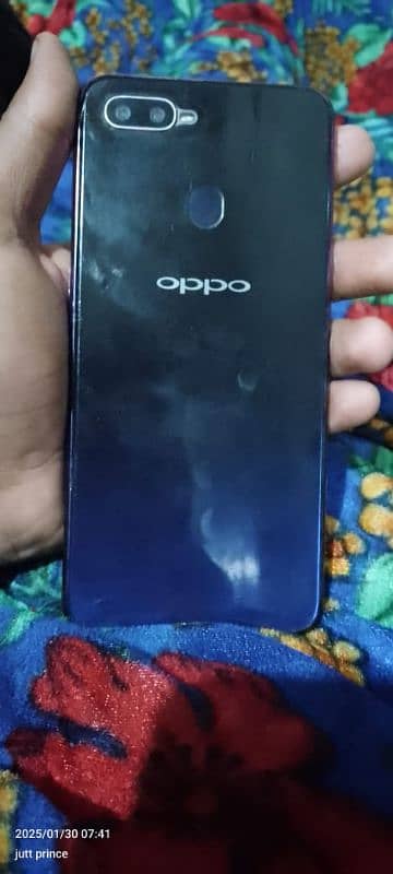 oppo f9 4/64 1