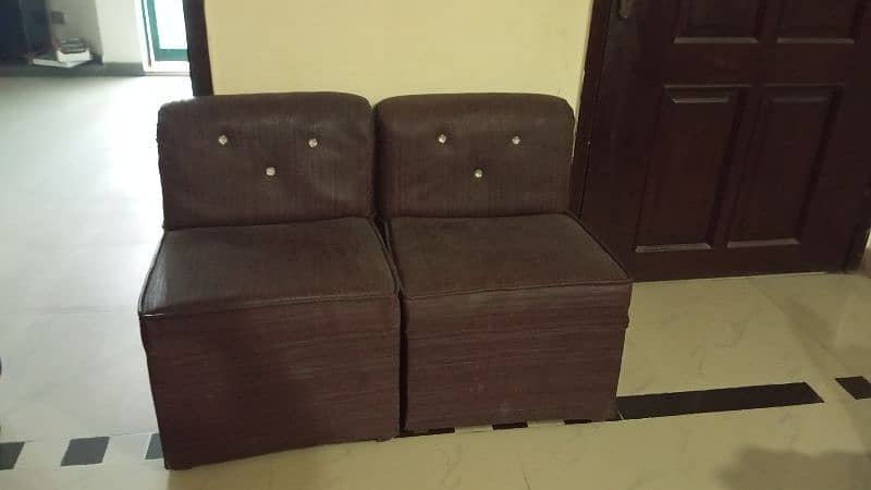 two single regzine sofa are available 0