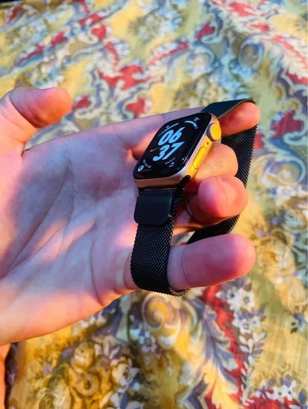 apple watch series 4 44mm 2