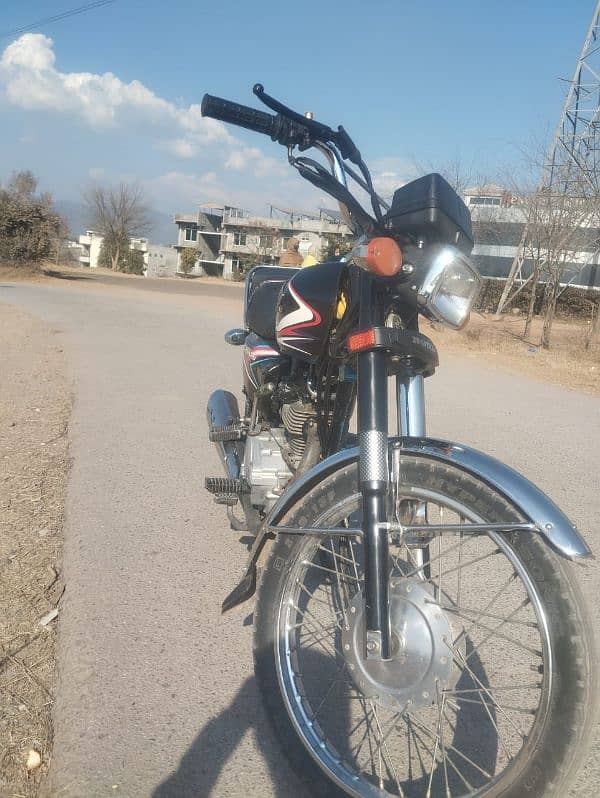 Honda 125 New Condition 1