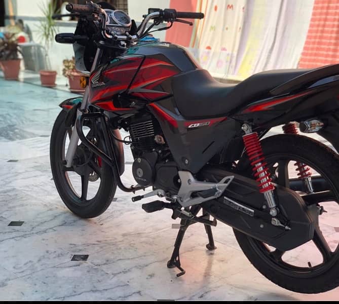 honda cb150f lush condition 1