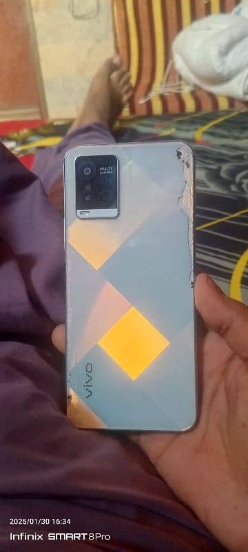 Vivo Y20 kit bilkul ok exchange possible 1