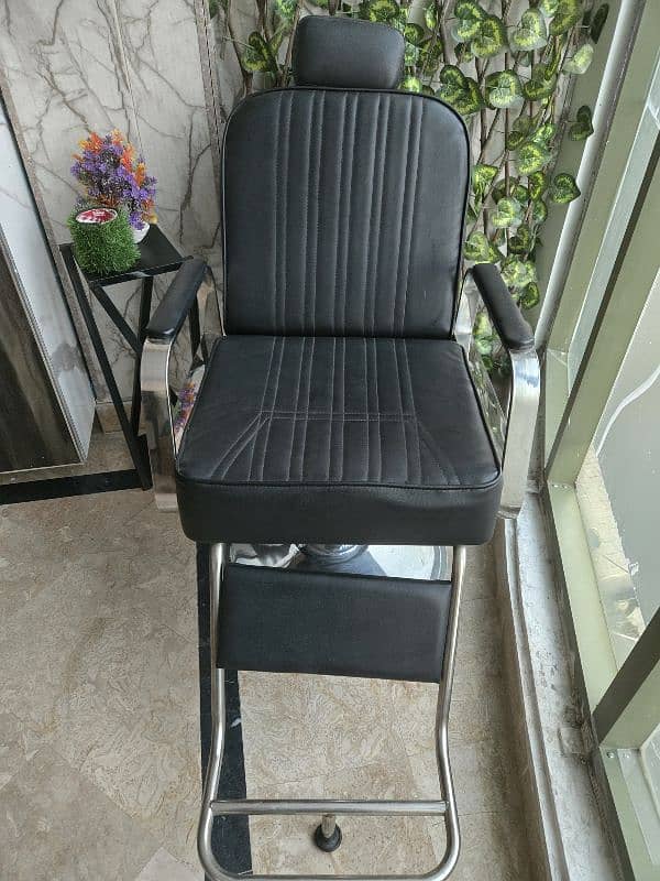 salon Chair ,Pedicure tubs and Mirror for sale 0