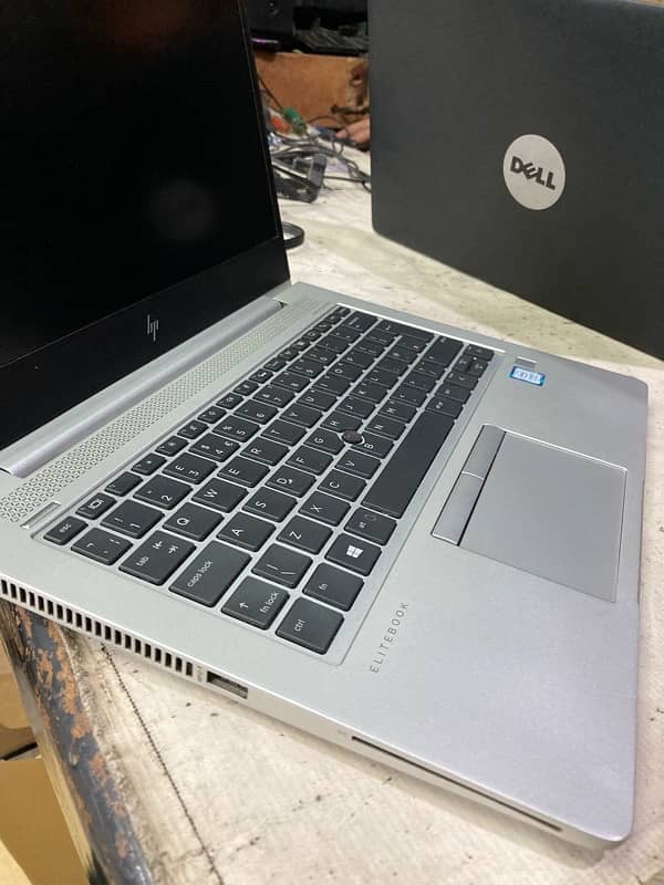 Hp Elite Book 830 G5 2