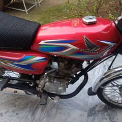 Honda 125 Red Color