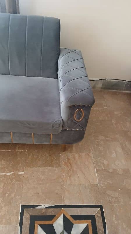 5 seater sofa set like new hai 3