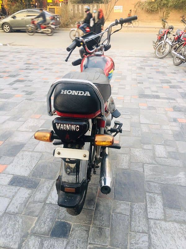 Honda 70 21 model for sale. 3