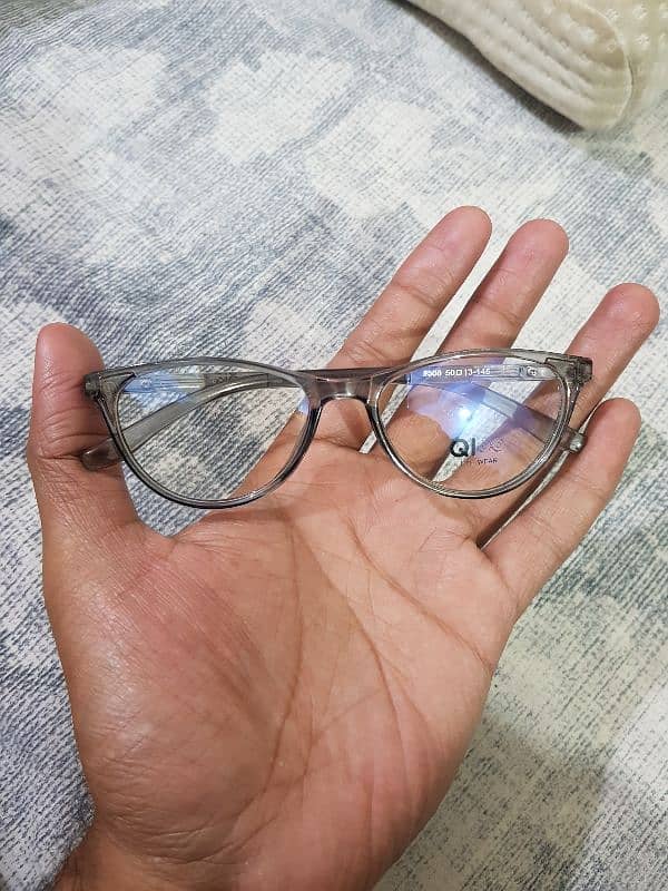 Chashma frame for sale. 4