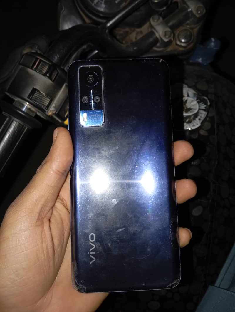 Vivo Y51S 1