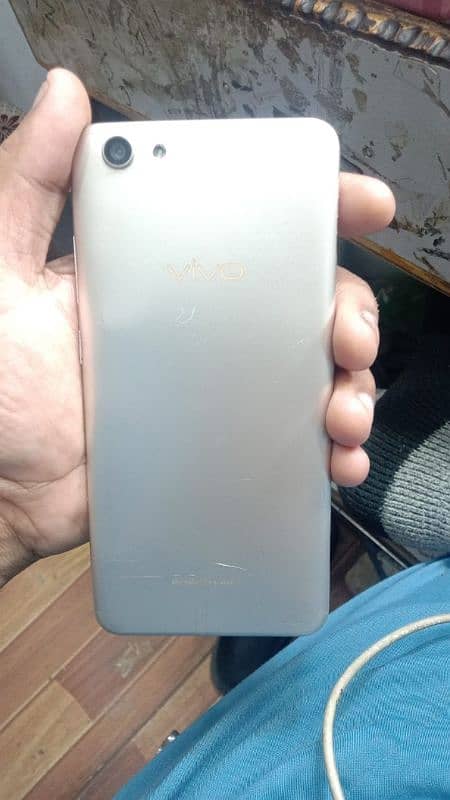 vivo y71 all okay glass change hoga bs baqi okay hai 3/32 0