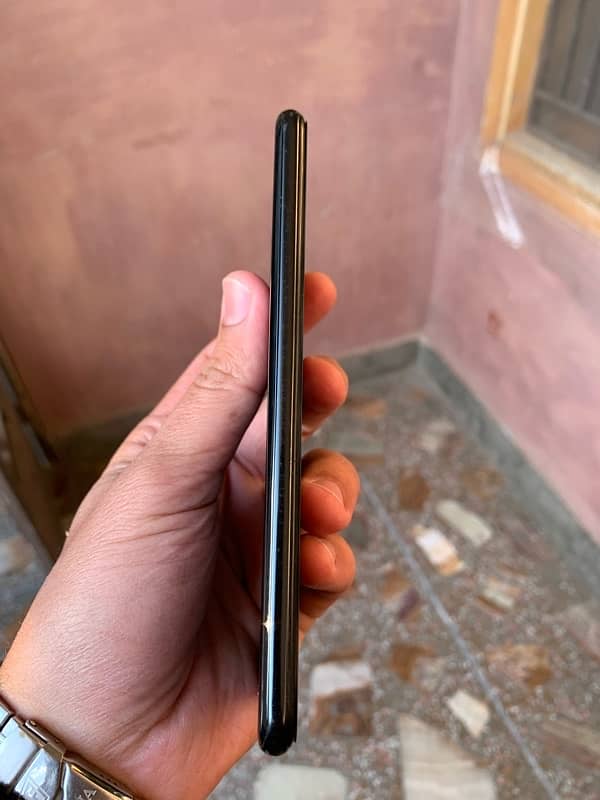 1. 	Huawei P30 Lite – Excellent Condition | Best Price 3