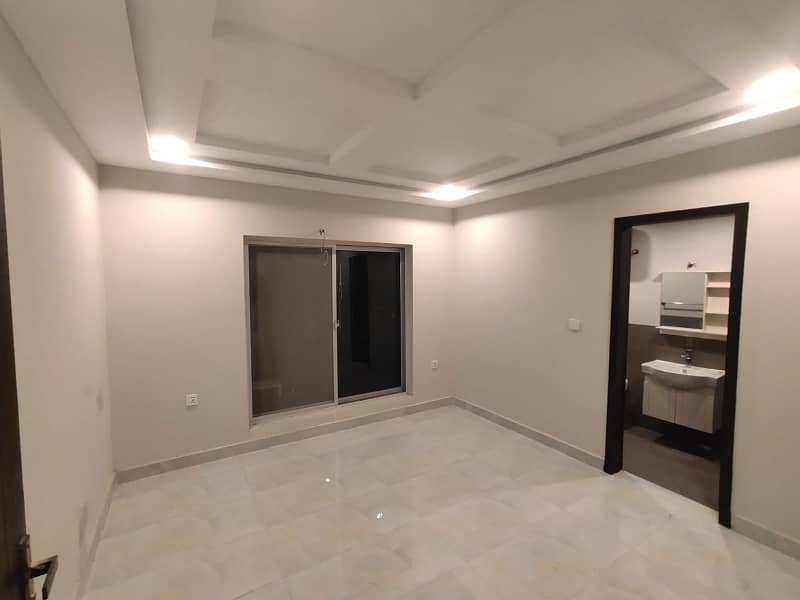 2 bedroom non furnished apartment for rent 3