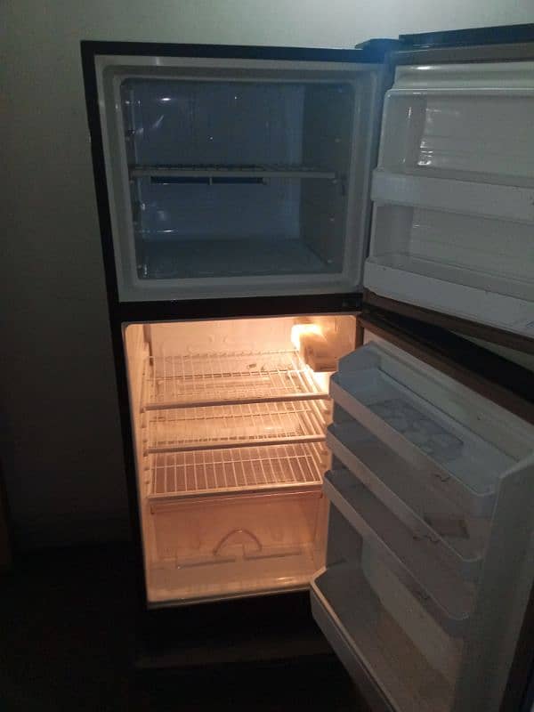 Dawlance Refrigerator 1