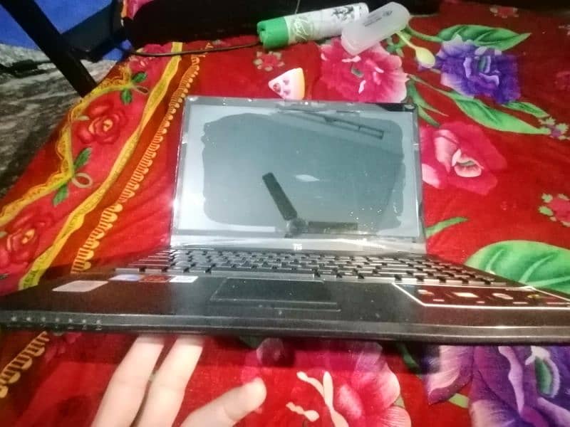 10/10 Condition Laptop. 320 GB Storage, 4 GB RAM, Core i5 1