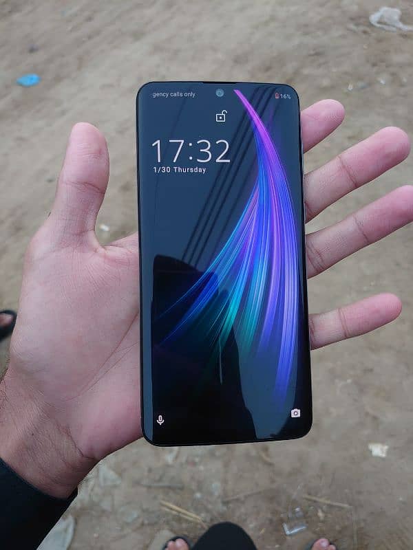 Aquos zero 2 4