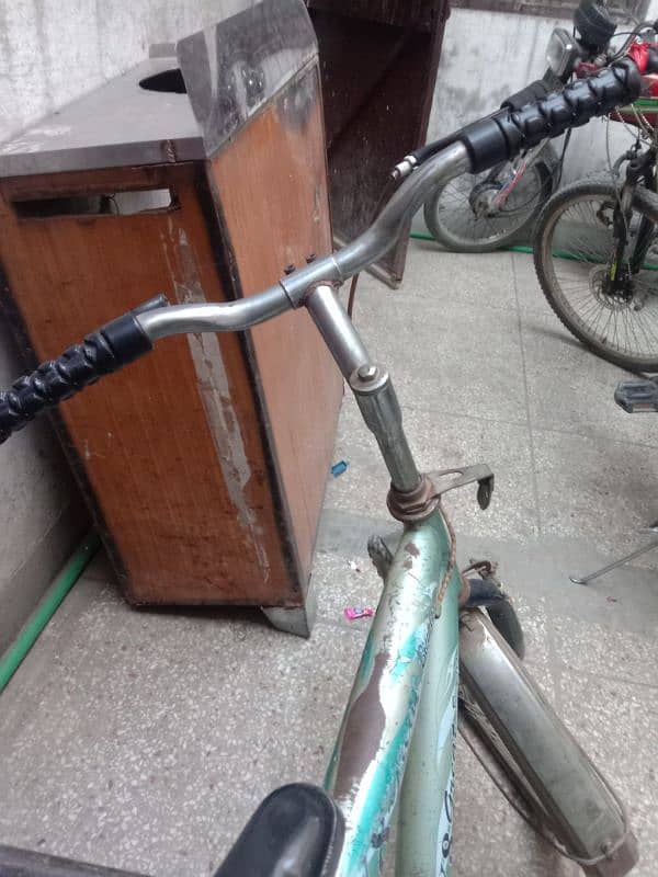 20 inch cycle urgent sale Karni hai 1