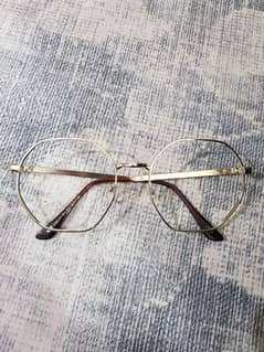 Fancy Chashma frame for boys and girls.