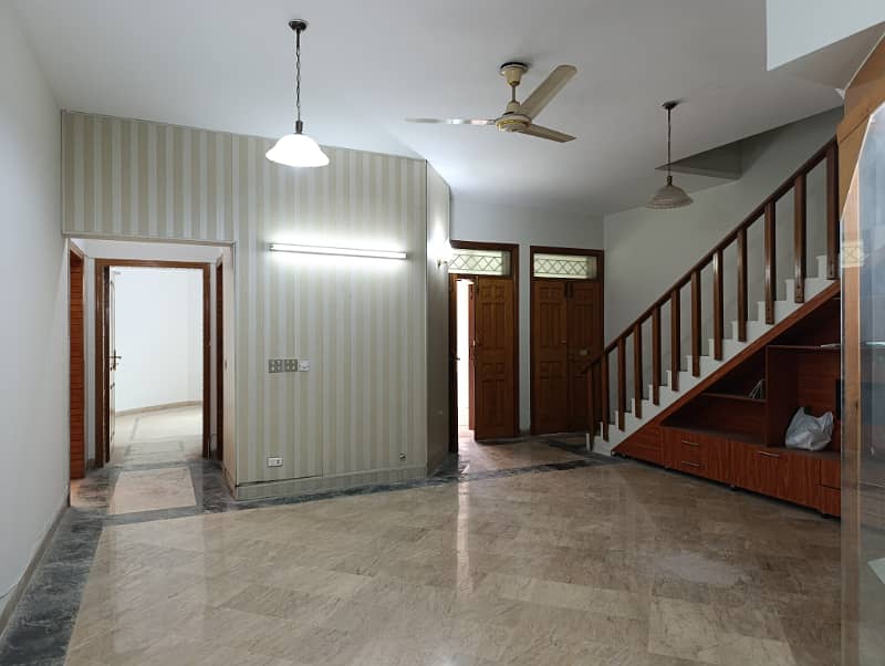 6 BEDROOMS Double Storey House For Sale in i-8 Islamabad 1