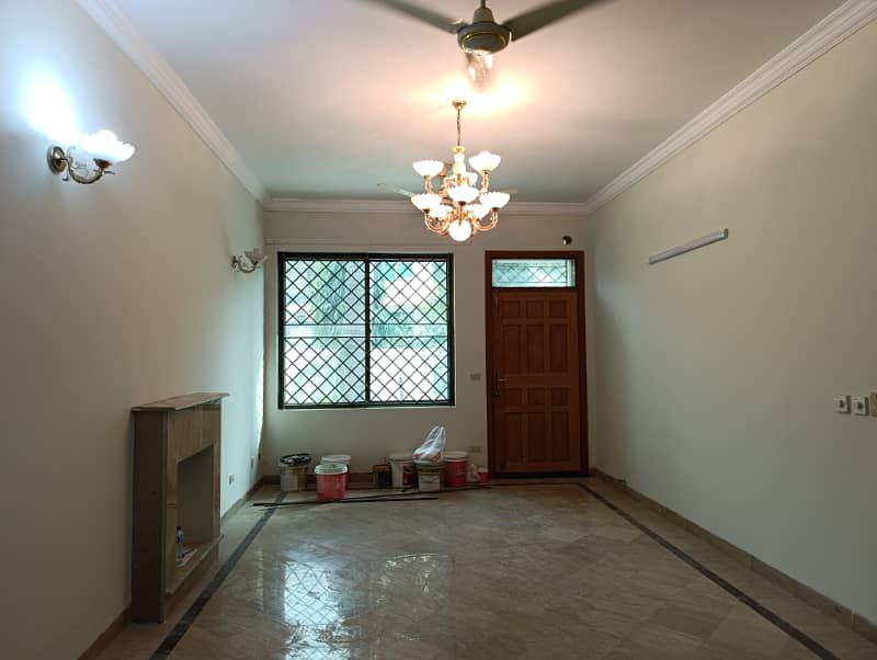 6 BEDROOMS Double Storey House For Sale in i-8 Islamabad 5