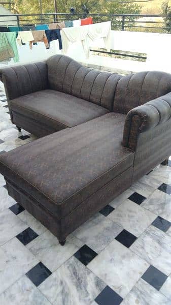 6 seater sofa + L shaped 2