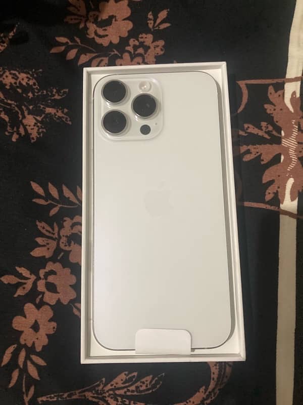 iphone 16 pro max white physical sim 256 non active 0