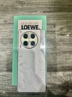 Tecno Camon 30 (Loewe Edition)