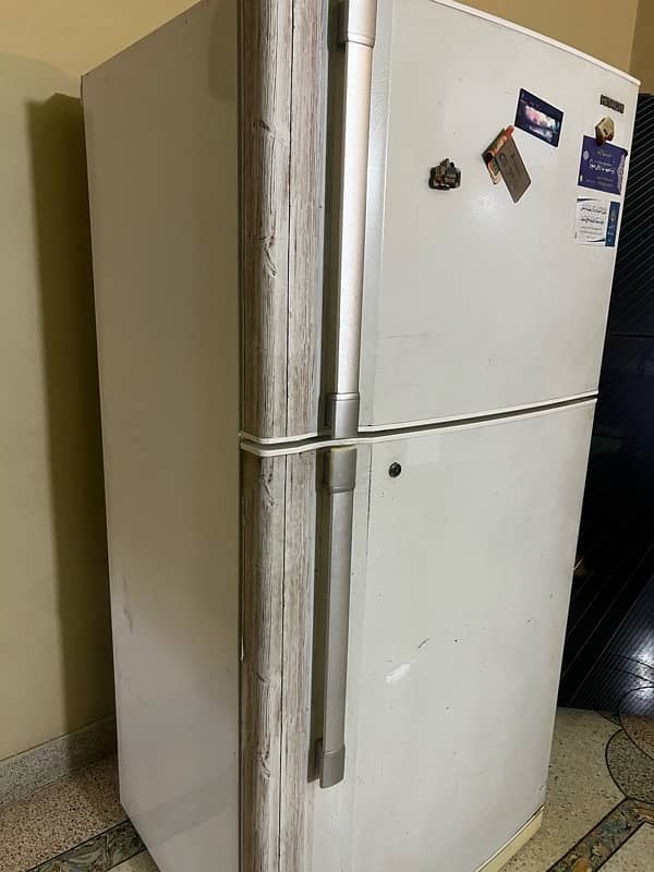 HITACHI fridge 0